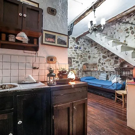 Apartamento Sleeps 4 *