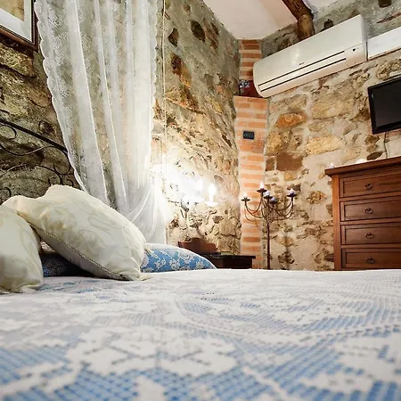 Sleeps 4 Apartamento Brienza